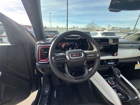 New 2026 GMC Canyon AT4X image 12