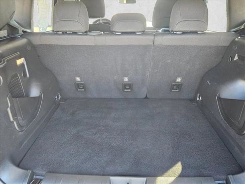 Used 2021 Jeep Renegade Sport image 6