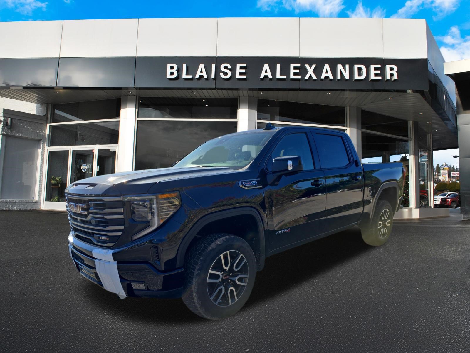 New 2026 GMC Sierra 1500 AT4 w/ LPO, Black Badging Package AWD/4WD image 7