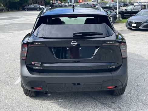New 2026 Nissan Kicks SV w/ SV Premium Package AWD/4WD image 6