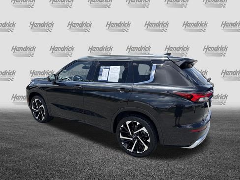 Used 2024 Mitsubishi Outlander SEL AWD/4WD image 13