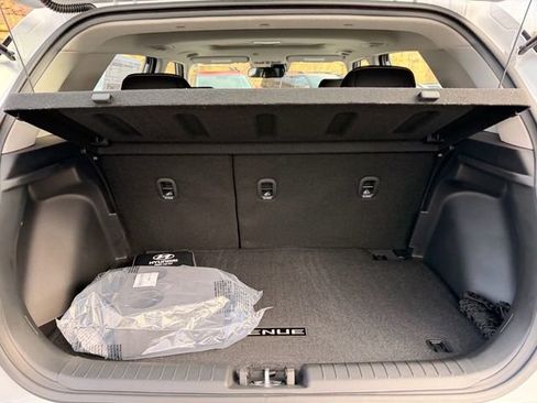 Certified 2026 Hyundai Venue SEL FWD image 22