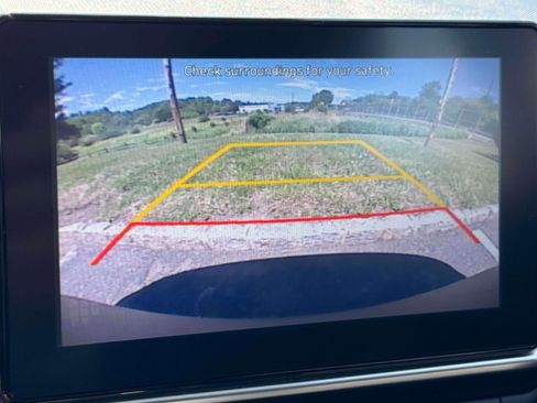 Used 2021 Hyundai Venue SEL FWD image 21