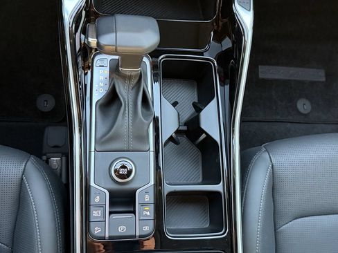 Certified 2026 Kia Sorento SX FWD image 26