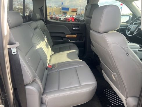 Used 2018 Chevrolet Silverado 1500 LTZ image 39