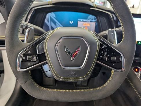 Used 2023 Chevrolet Corvette Stingray Premium Conv w/ Z51 Performance Package image 28