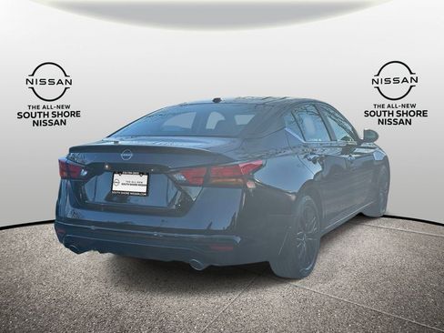 Used 2025 Nissan Altima 2.5 SV w/ SV Special Edition Package FWD image 5