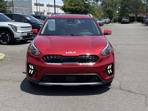 Used 2022 Kia Niro EX Premium FWD image 6