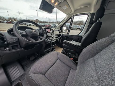 New 2026 RAM ProMaster 2500 w/ Convenience Group image 2