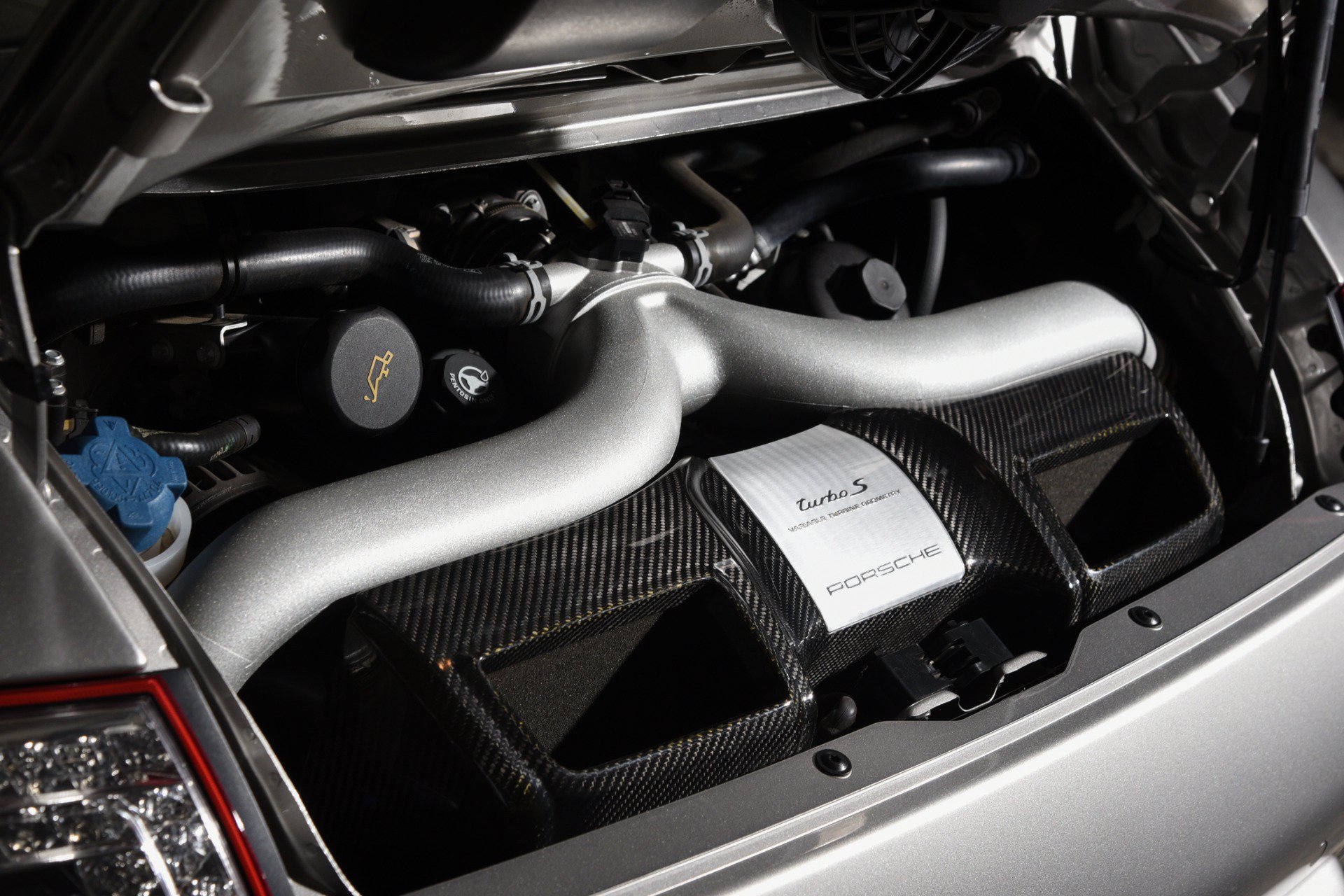 Used 2013 Porsche 911 Turbo S AWD/4WD image 23