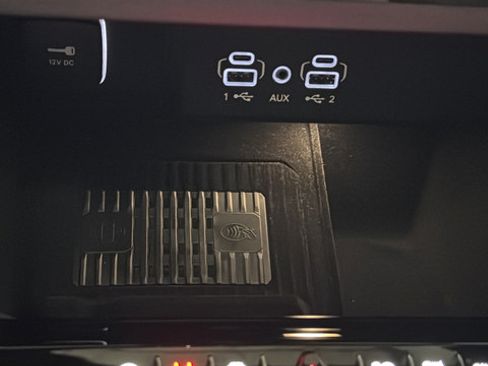 New 2026 Jeep Grand Wagoneer Limited AWD/4WD image 35