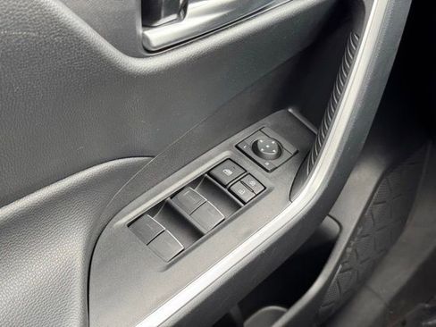 Certified 2025 Toyota RAV4 XLE AWD/4WD image 31