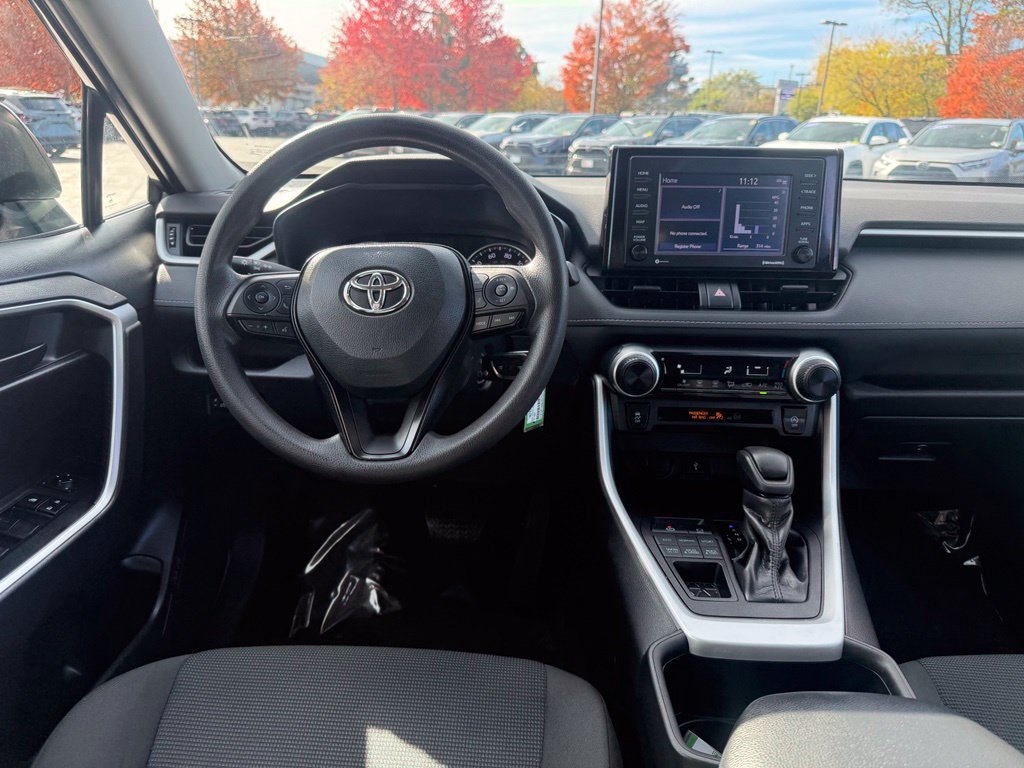 Certified 2022 Toyota RAV4 LE AWD/4WD image 21