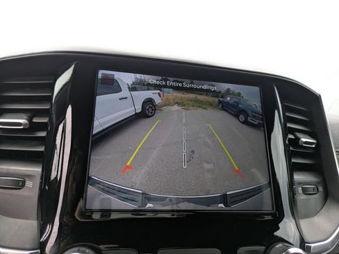 Used 2024 RAM 1500 Laramie RWD image 22