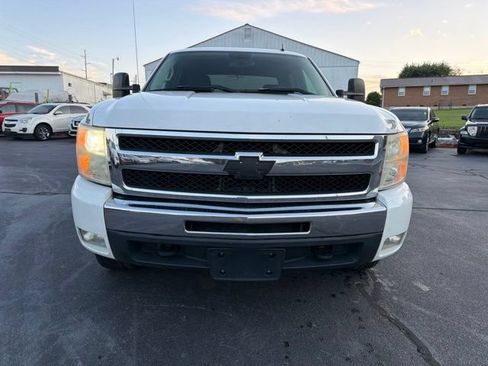 Used 2009 Chevrolet Silverado 1500 LT w/ Power Pack Plus AWD/4WD image 3