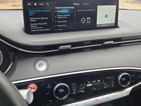 Used 2025 Genesis GV70 2.5T image 25