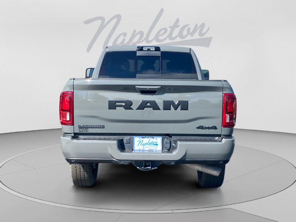 Used 2026 RAM 3500 Laramie AWD/4WD image 4