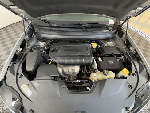 Used 2020 Jeep Cherokee Latitude Plus w/ Comfort/Convenience Group image 27