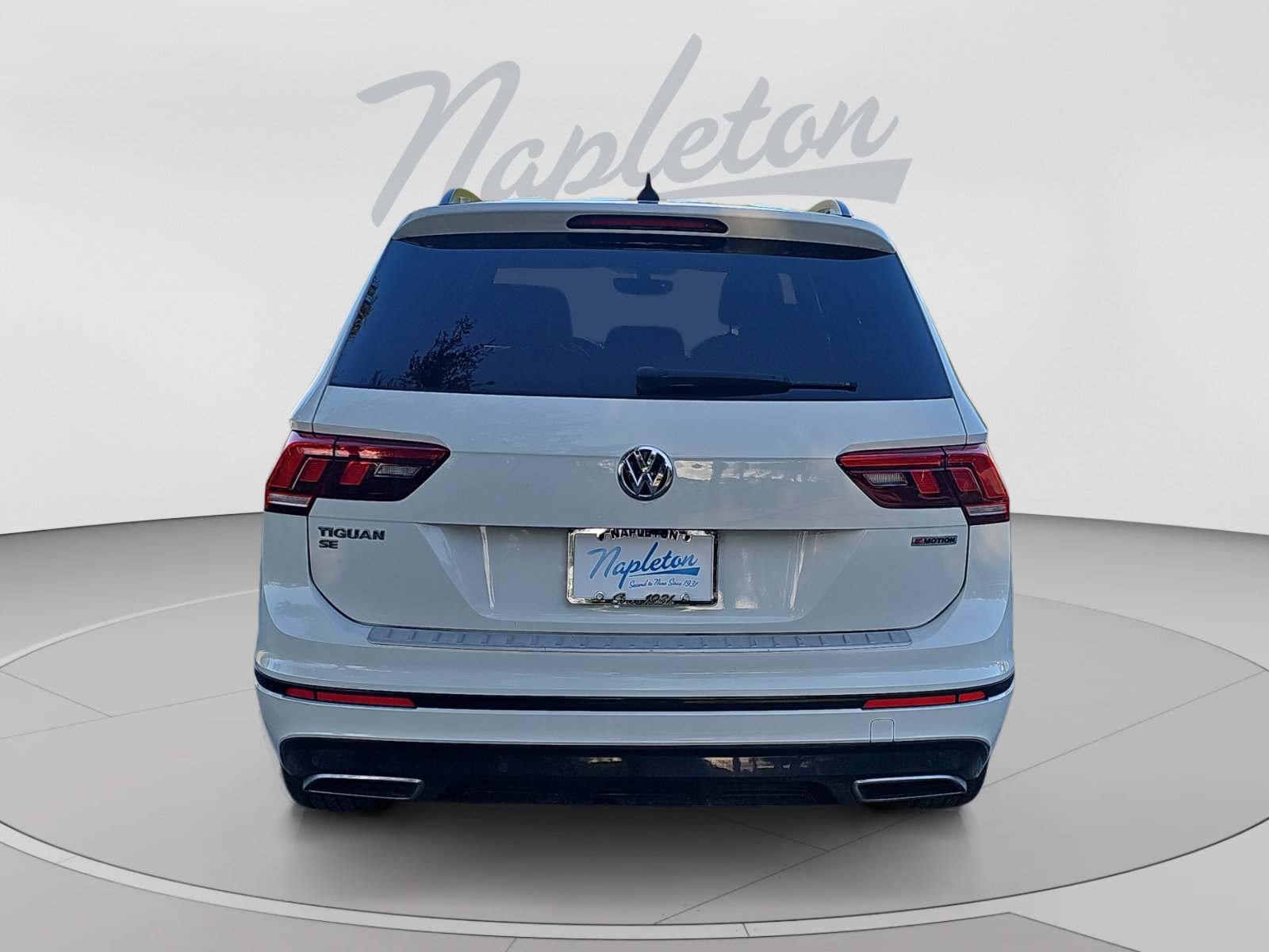 Used 2021 Volkswagen Tiguan SE R-Line AWD/4WD image 4