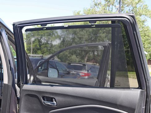 Used 2017 Honda Pilot Touring image 39