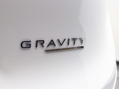Used 2026 Lucid Gravity Grand Touring AWD/4WD image 14