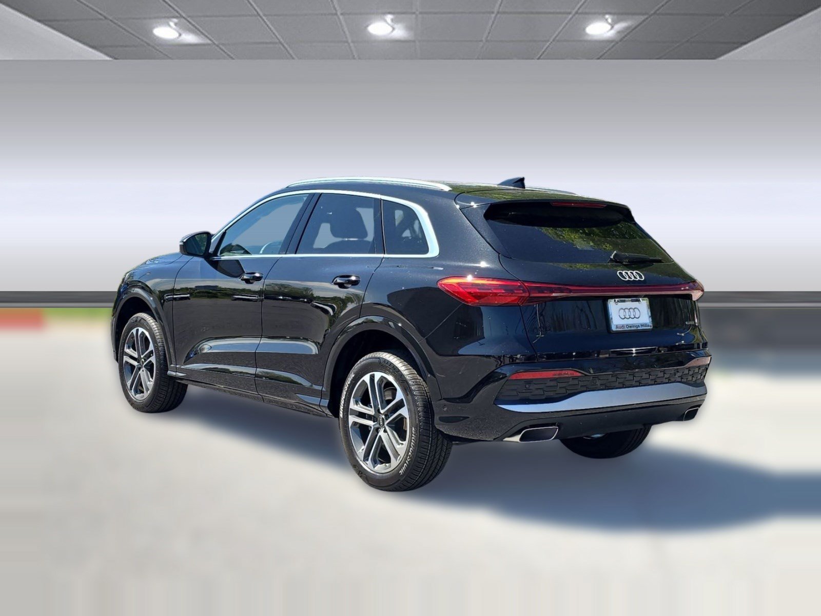 Used 2026 Audi Q5 Premium AWD/4WD image 3