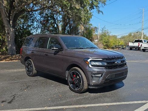 Certified 2024 Ford Expedition Limited image 14