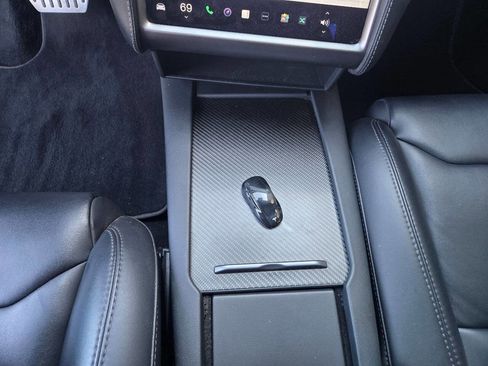 Used 2019 Tesla Model S Performance image 27