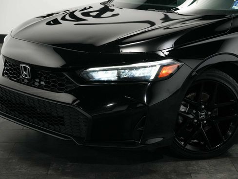 Used 2025 Honda Civic Sport image 10