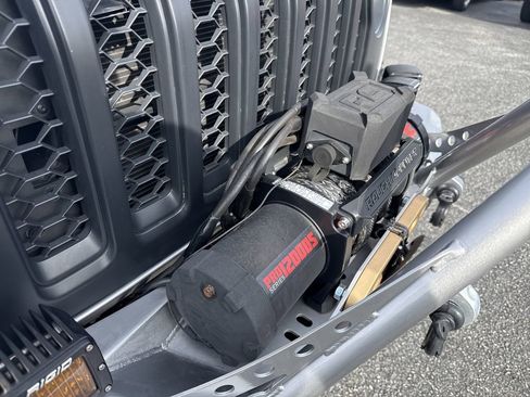 Used 2020 Jeep Gladiator Sport w/ Quick Order Package 24S image 15