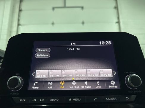 Used 2025 Nissan Pathfinder Rock Creek AWD/4WD image 31