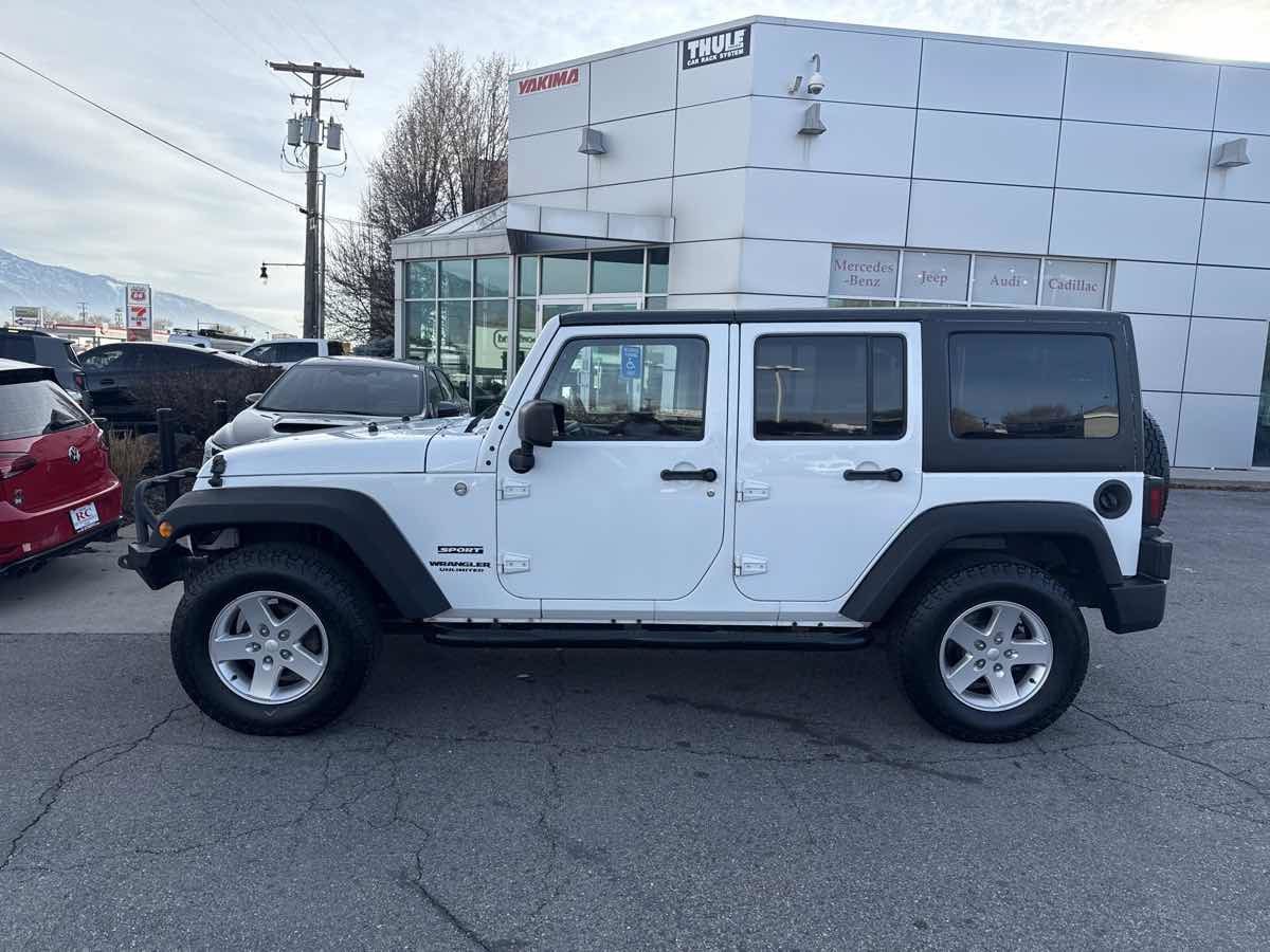 Used 2015 Jeep Wrangler Unlimited Sport w/ Quick Order Package 24S AWD/4WD image 9