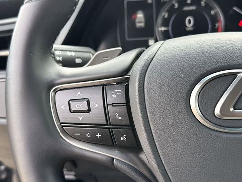 Used 2025 Lexus ES 350 w/ Premium Package image 26