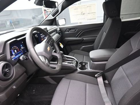 New 2026 Chevrolet Colorado W/T image 8