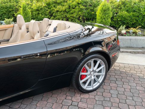 Used 2009 Aston Martin DB9 Volante image 40