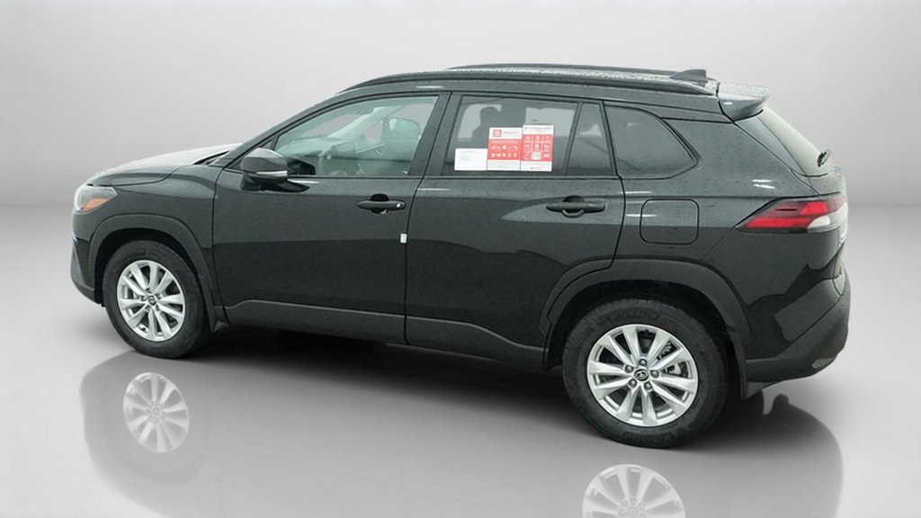 New 2026 Toyota Corolla Cross LE FWD image 42