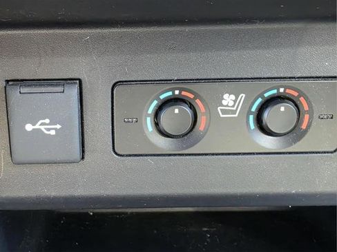 Used 2023 Toyota 4Runner Limited image 25