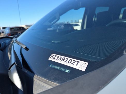 Used 2024 Chevrolet Silverado 1500 Custom image 9