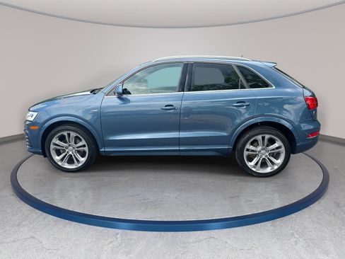 Used 2018 Audi Q3 2.0T Premium Plus w/ Premium Plus Package AWD/4WD image 8