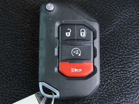 Used 2019 Jeep Wrangler Unlimited Sahara w/ Quick Order Package 24M Moab image 37