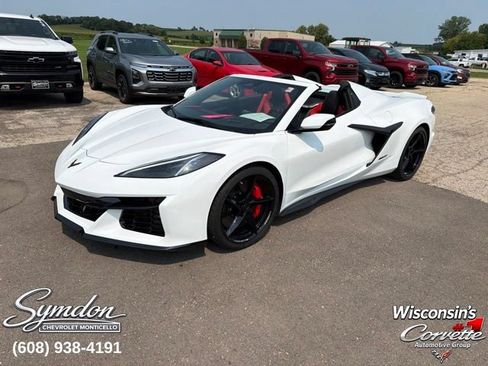 Used 2026 Chevrolet Corvette E-Ray w/ Stealth Interior Trim Package AWD/4WD image 8