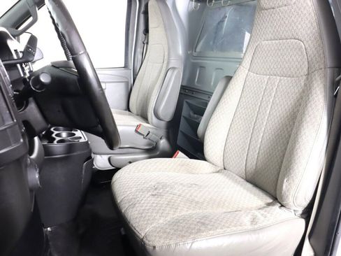 Used 2019 Chevrolet Express 2500 w/ Driver Convenience Package image 28