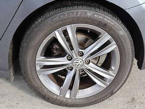 Used 2021 Volkswagen Jetta R-Line w/ R-Line Cold Weather Package FWD image 37