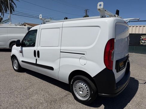 Used 2021 RAM ProMaster City Tradesman FWD image 9
