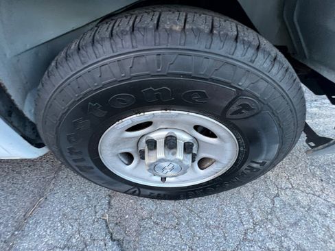 Used 2016 Chevrolet Express 3500 LT w/ LT Preferred Equipment Group image 27