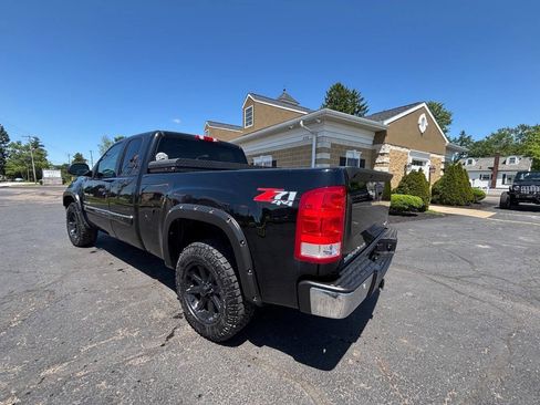 Used 2012 GMC Sierra 1500 SLE w/ All-Terrain Package AWD/4WD image 3