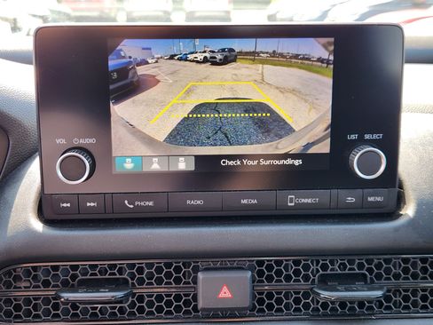 Used 2024 Honda HR-V LX image 13