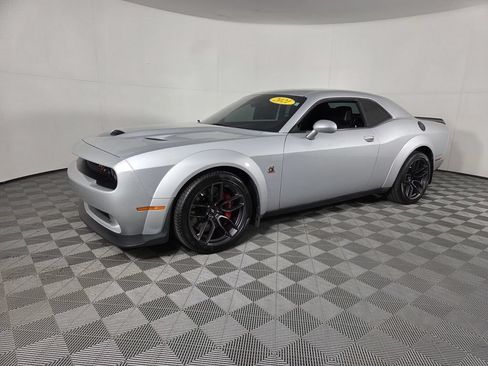 Used 2021 Dodge Challenger R/T Scat Pack RWD image 9