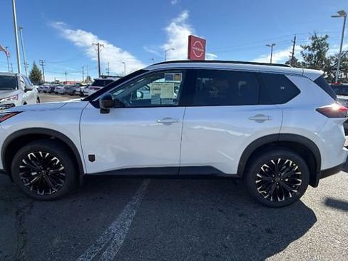 New 2026 Nissan Rogue SV image 7