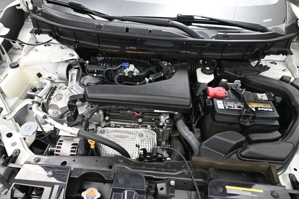 Used 2020 Nissan Rogue SV w/ Premium Package AWD/4WD image 15